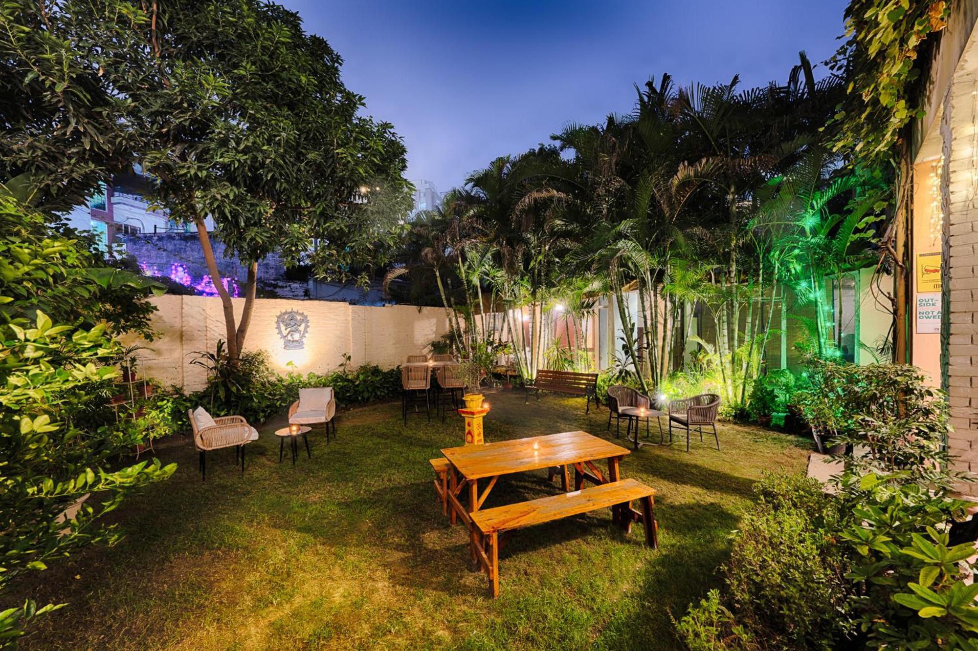 International Travellers' Hostel By Ith Stays Bénarès Extérieur photo