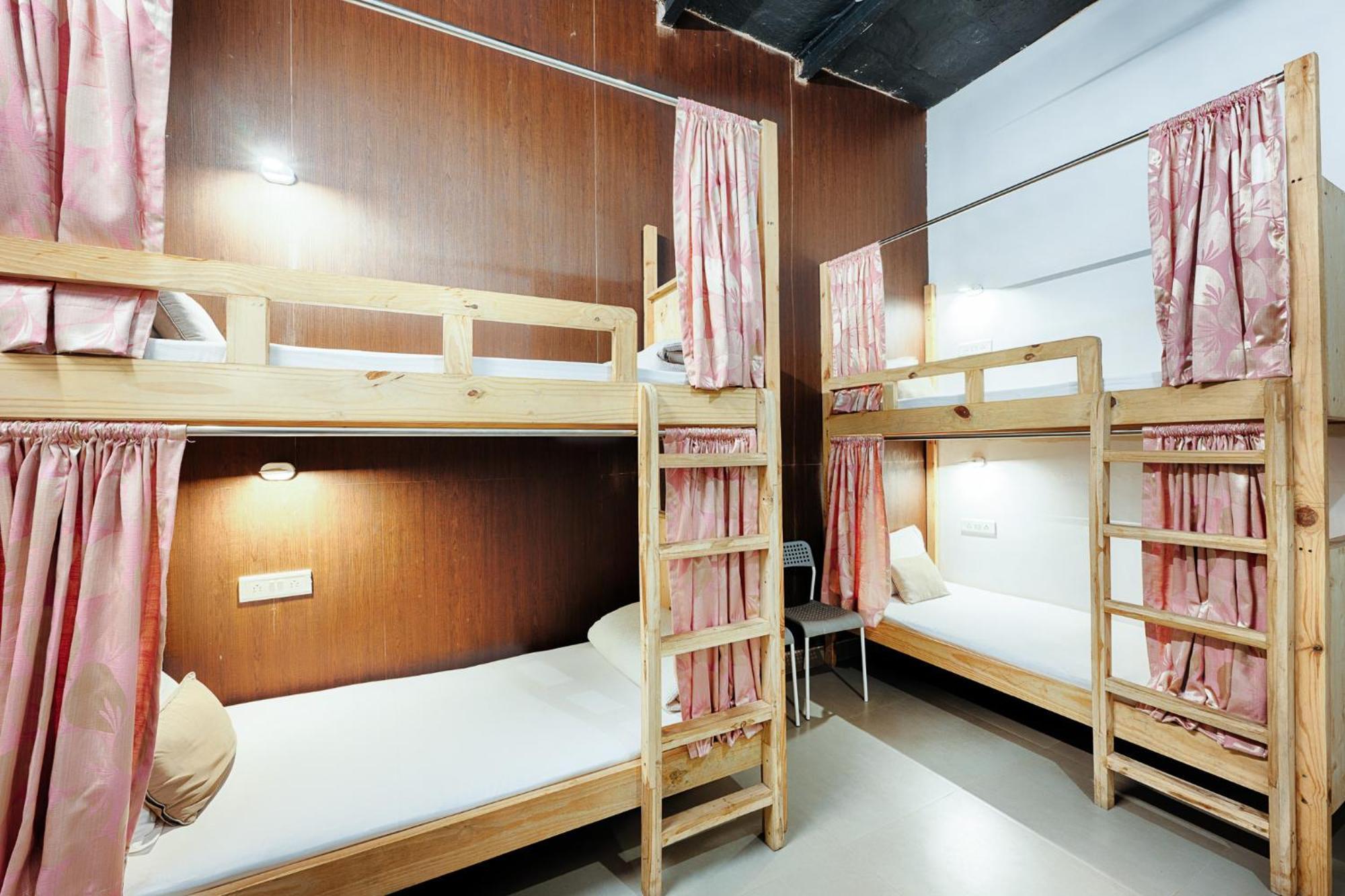 International Travellers' Hostel By Ith Stays Bénarès Extérieur photo